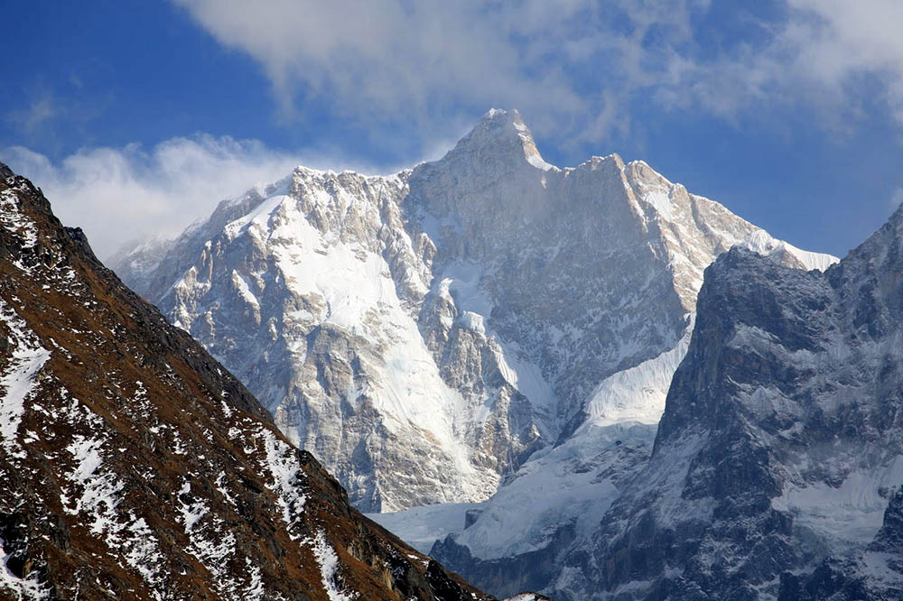 KANCHENJUNGA BASE CAMP TREK