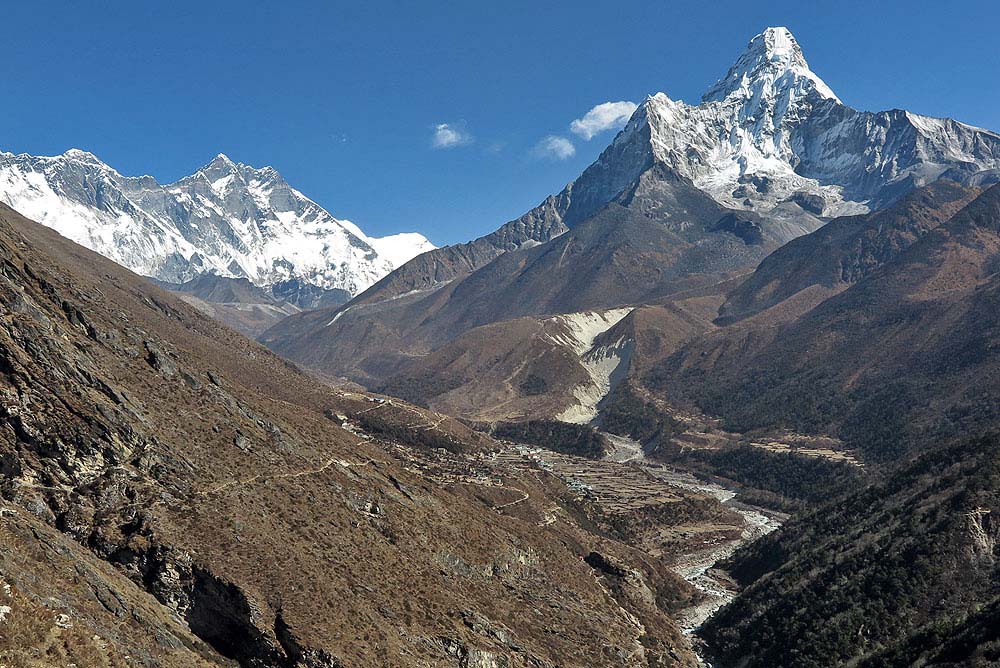 EVEREST THYANGBOCHE TREK