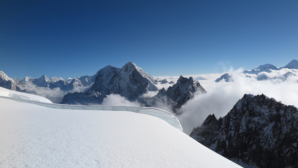 Nireka Peak Trek